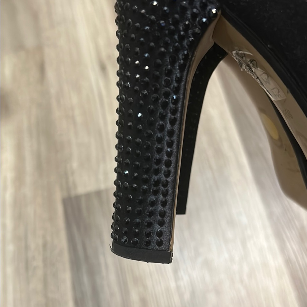 Michael Kors Black Satin Platform Studded Block Heel Pumps - Picture 5 of 10